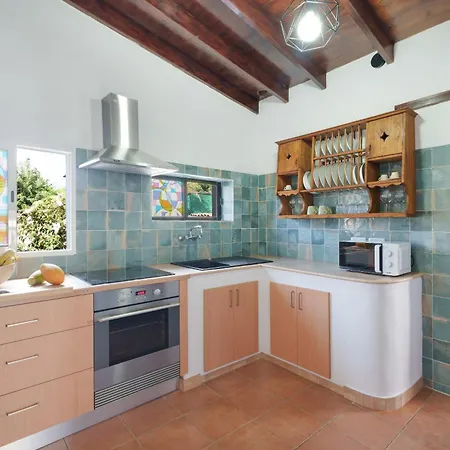 Semesterbostad Pisaverde *